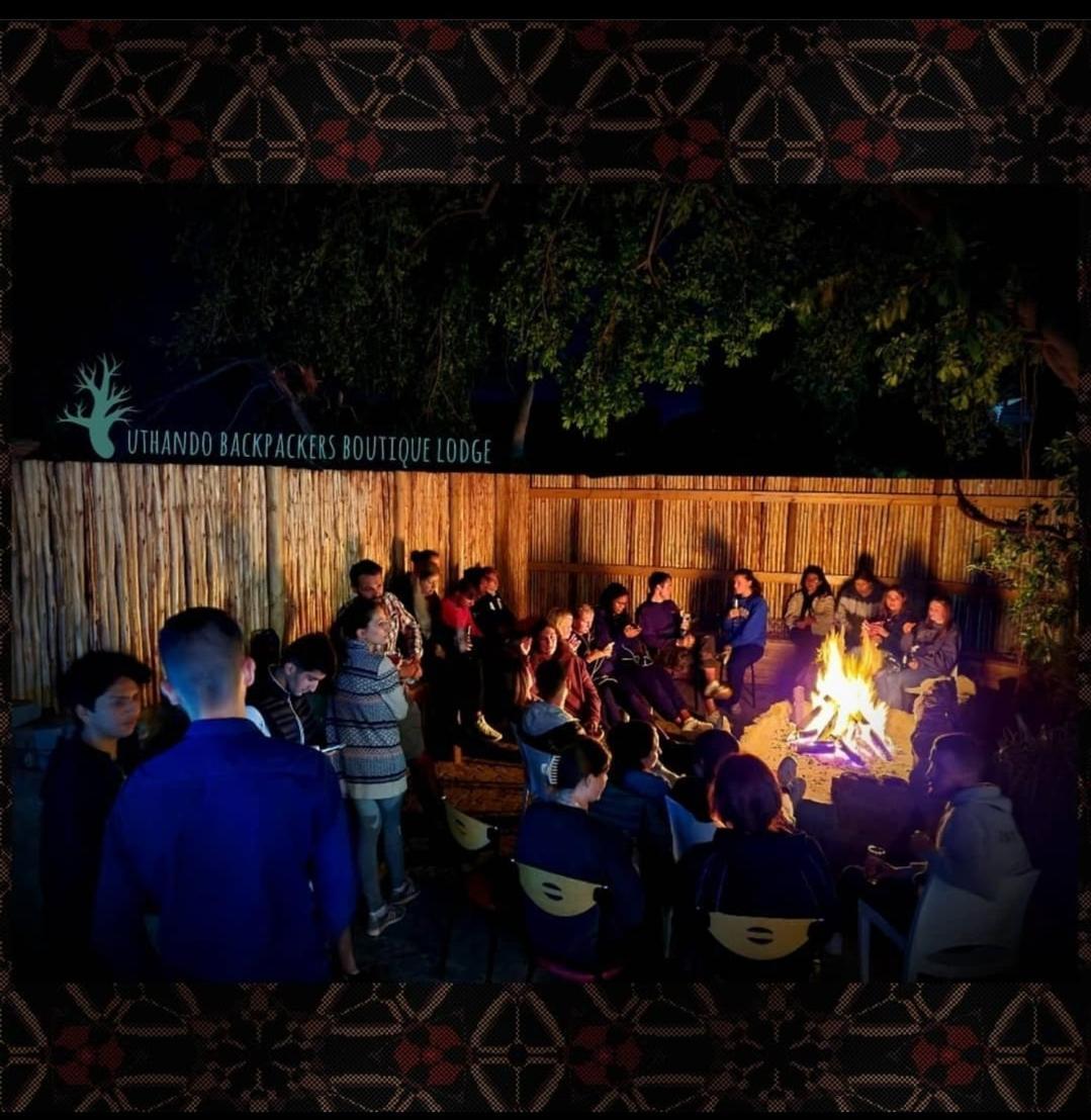 Uthando Backpackers Lodge Oudtshoorn Extérieur photo